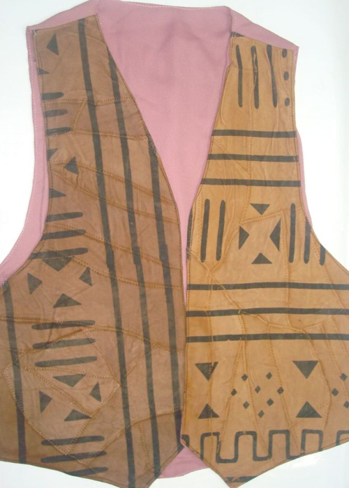 Samyaka® Sleeveless Triangle Pattern Printed Jacket 