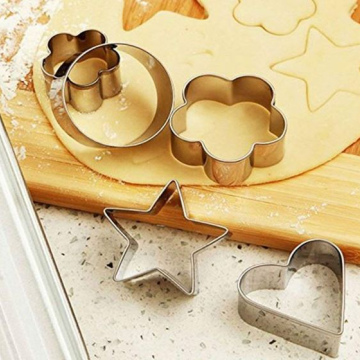 Samyaka 12 Cookie Cutter
