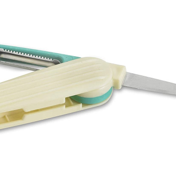 Samyaka Ritu Folding Knife And Peeler 