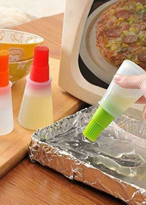 Samyaka® Silicone Oil Brush With Dispenser