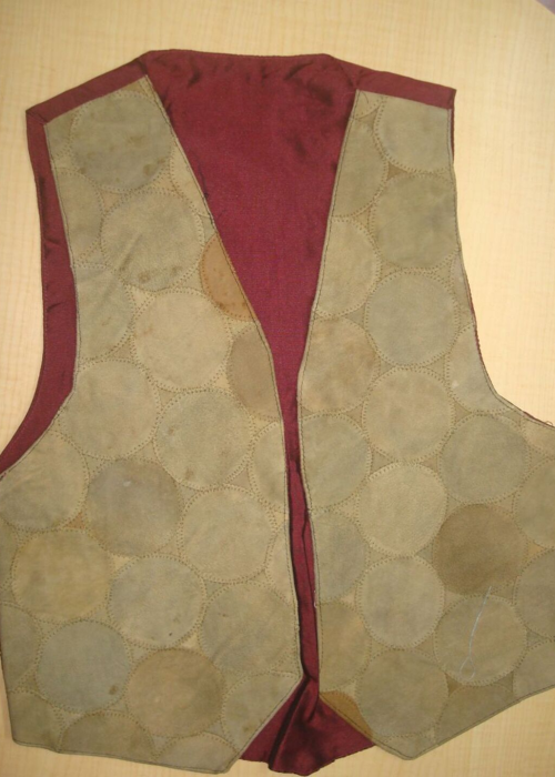 Samyaka® Sleeveless Circle Pattern Printed Jacket 